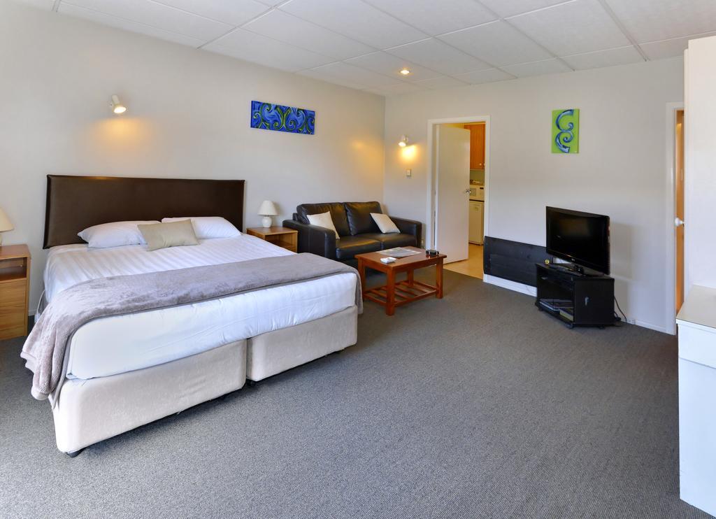 Classique Lodge Motel Christchurch Room photo